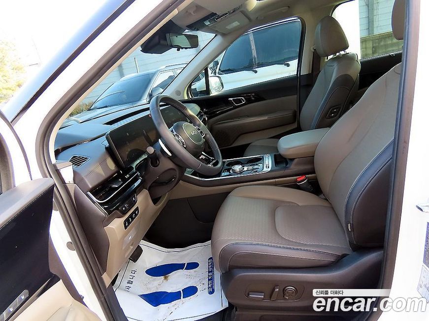 Kia Canival 2025