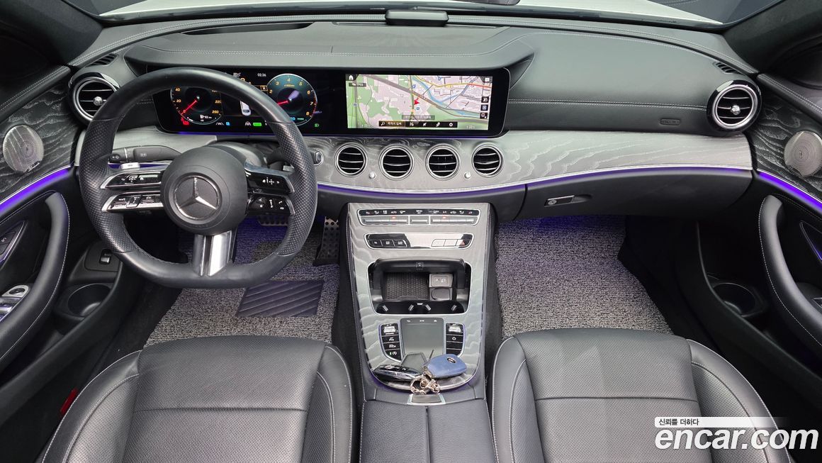 Mercedes-Benz E-Class 2022