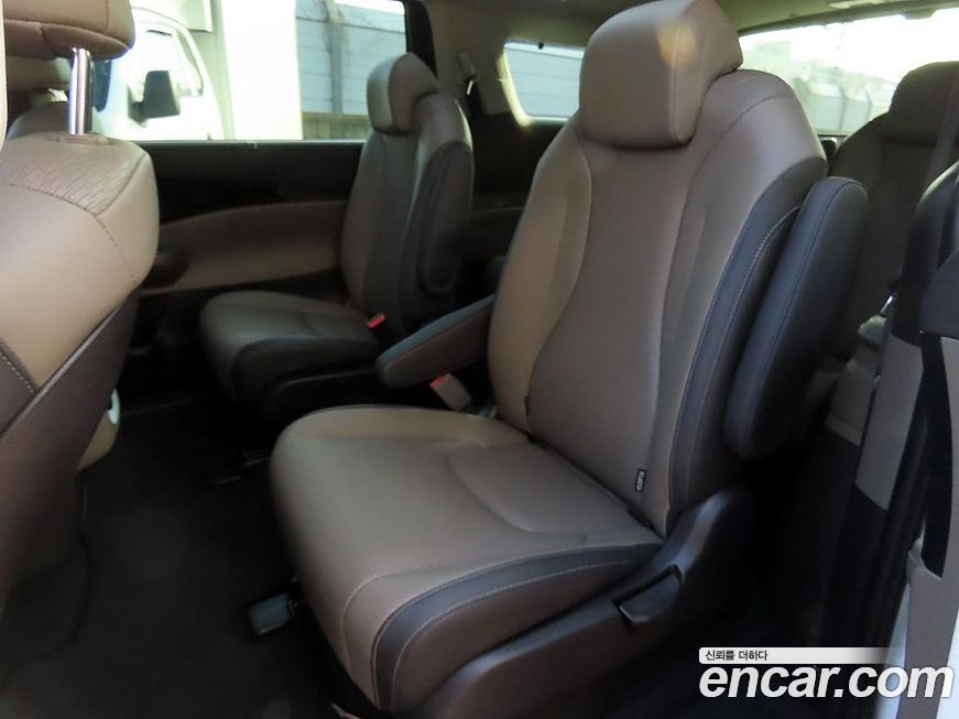 Kia Canival 2025