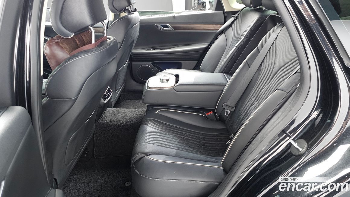 Genesis G80 2023
