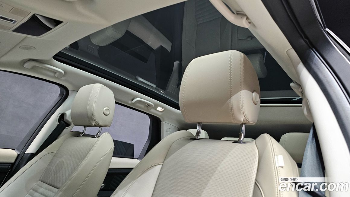 Land Rover Discovery Sport 2025