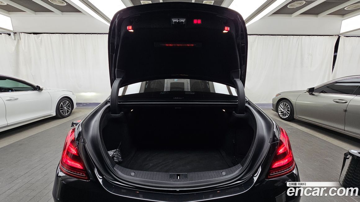 Mercedes-Benz S-Class 2019