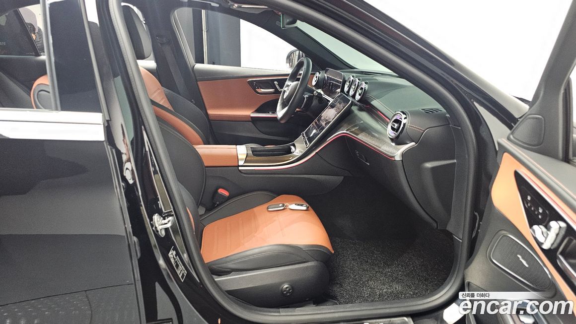 Mercedes-Benz C-Class 2023