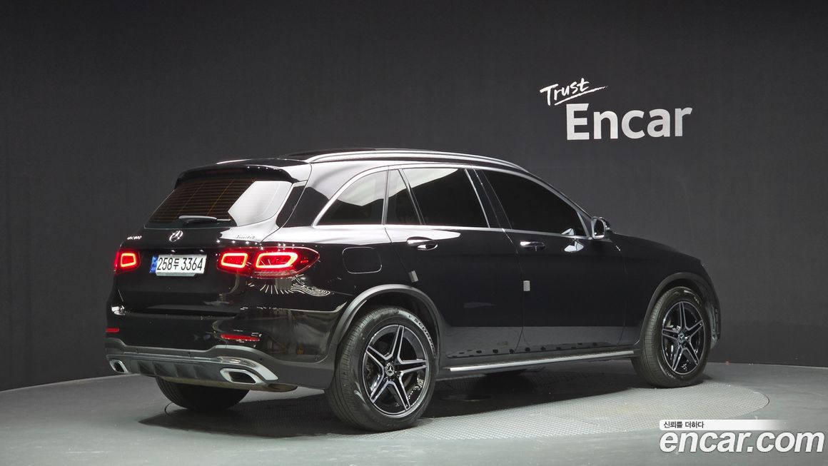 Mercedes-Benz GLC-Class 2022