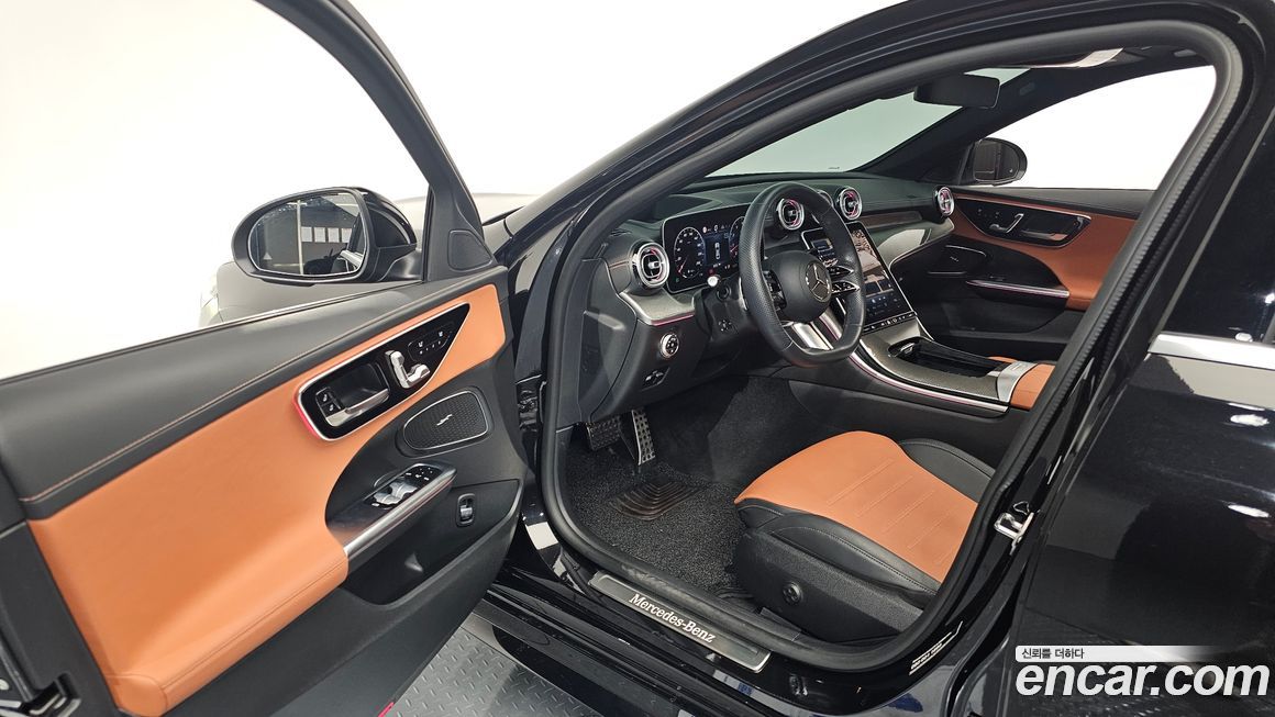 Mercedes-Benz C-Class 2023