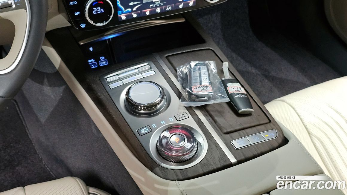Genesis G80 2023