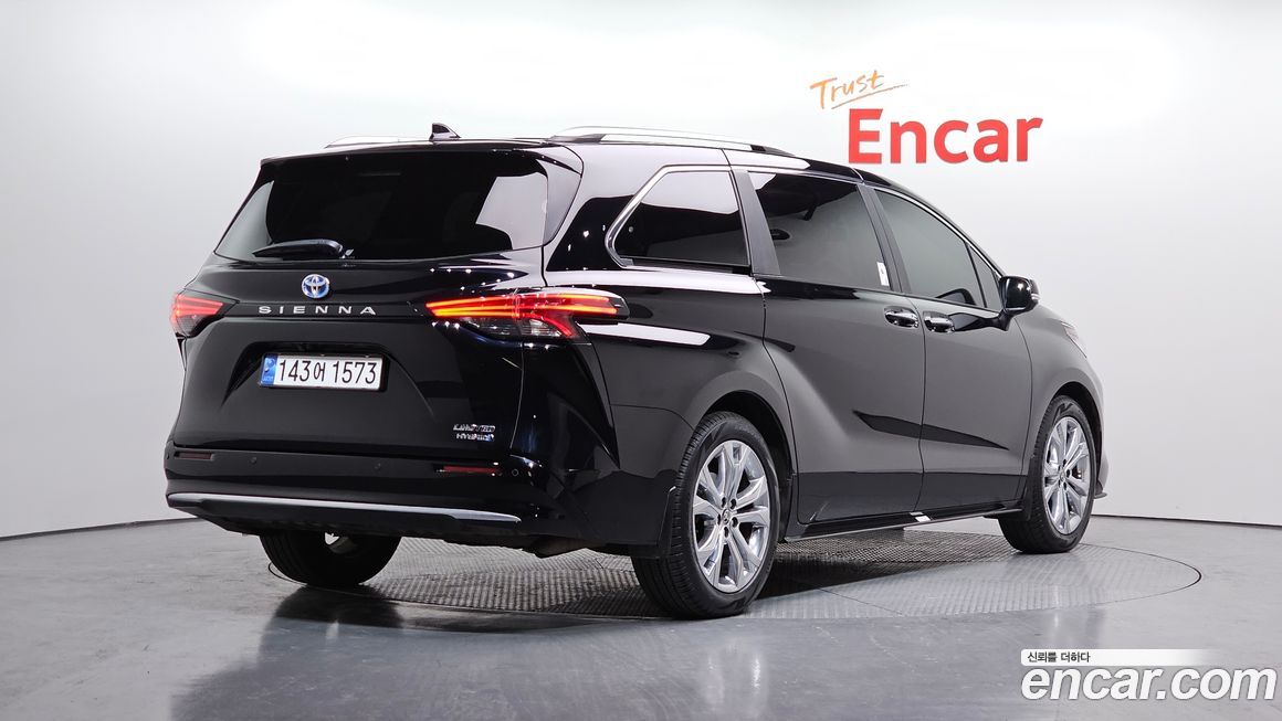 Toyota Sienna 2023