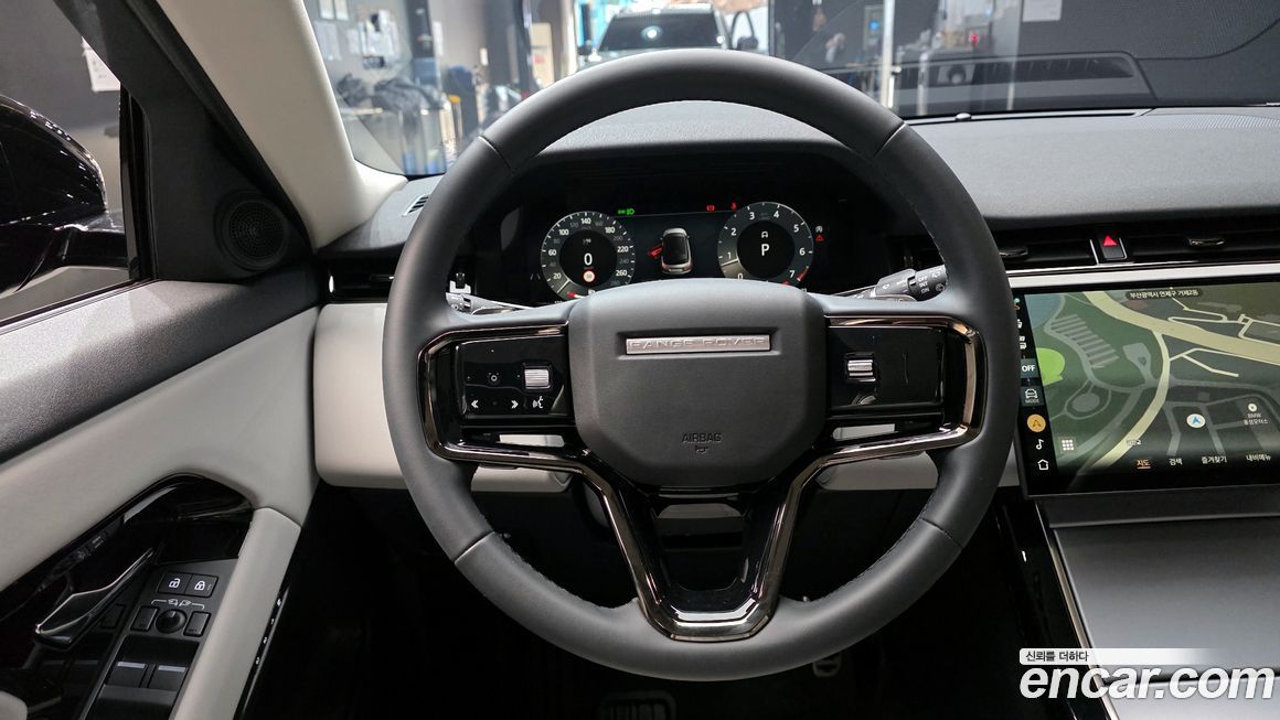 Land Rover Range Rover Evoque 2025