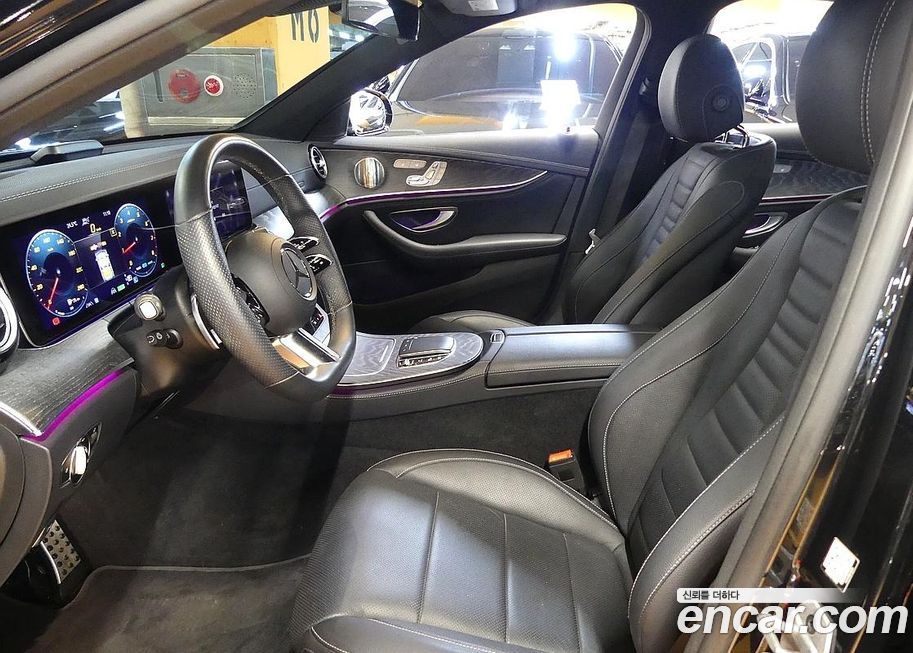 Mercedes-Benz E-Class 2022