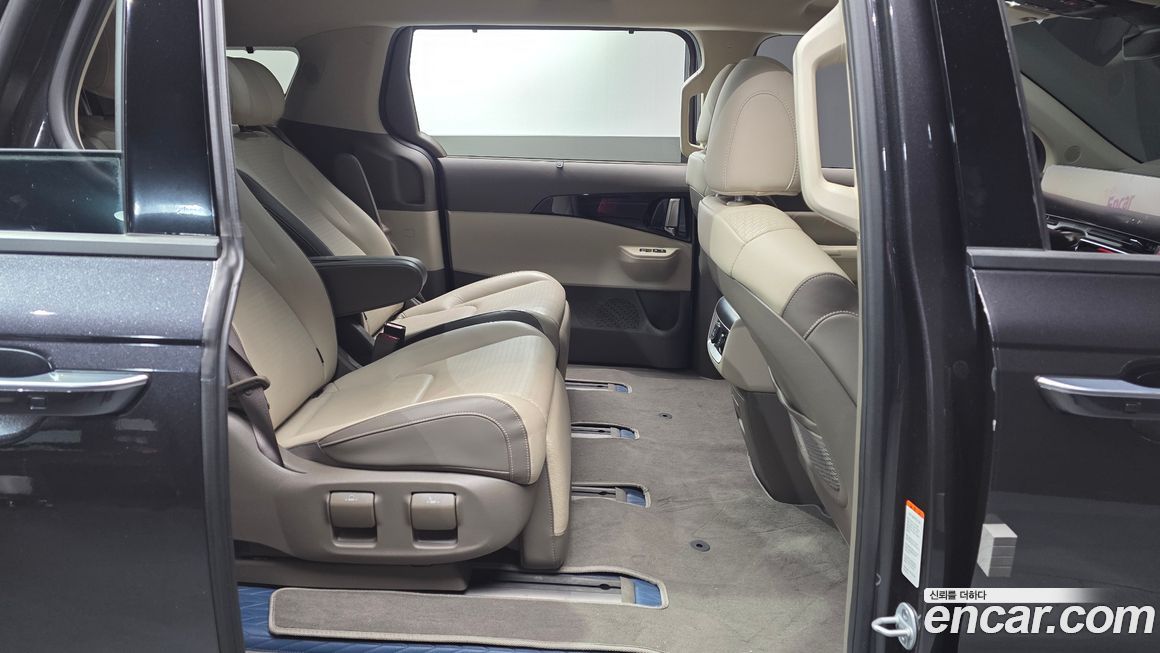 Kia Canival 2024