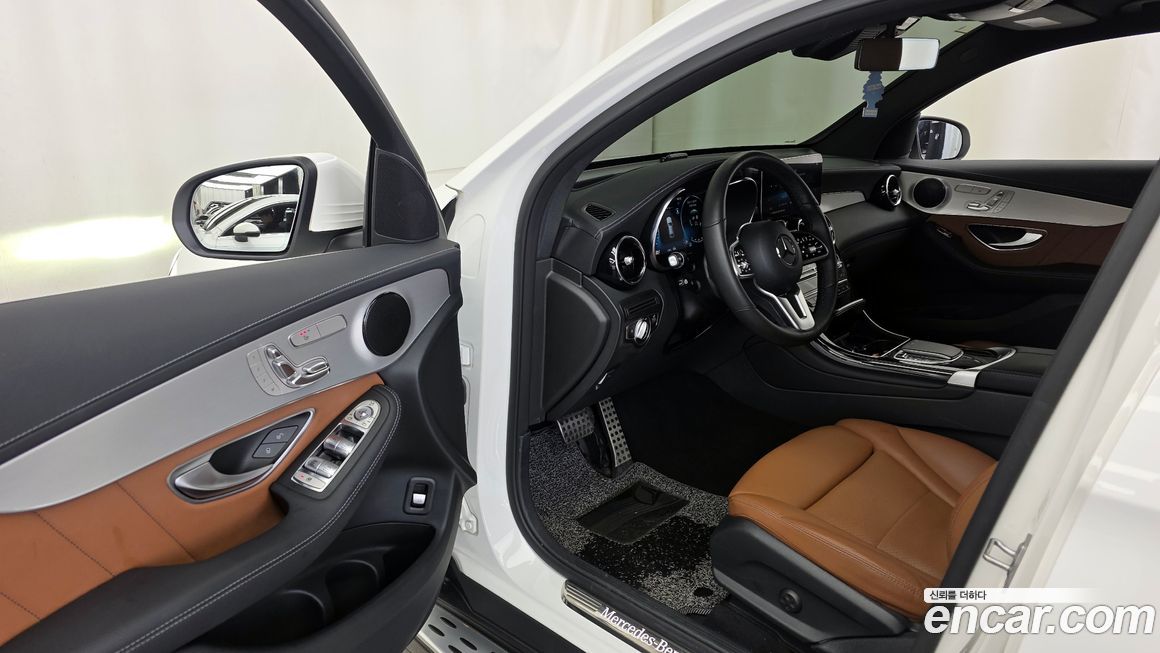 Mercedes-Benz GLC-Class 2022