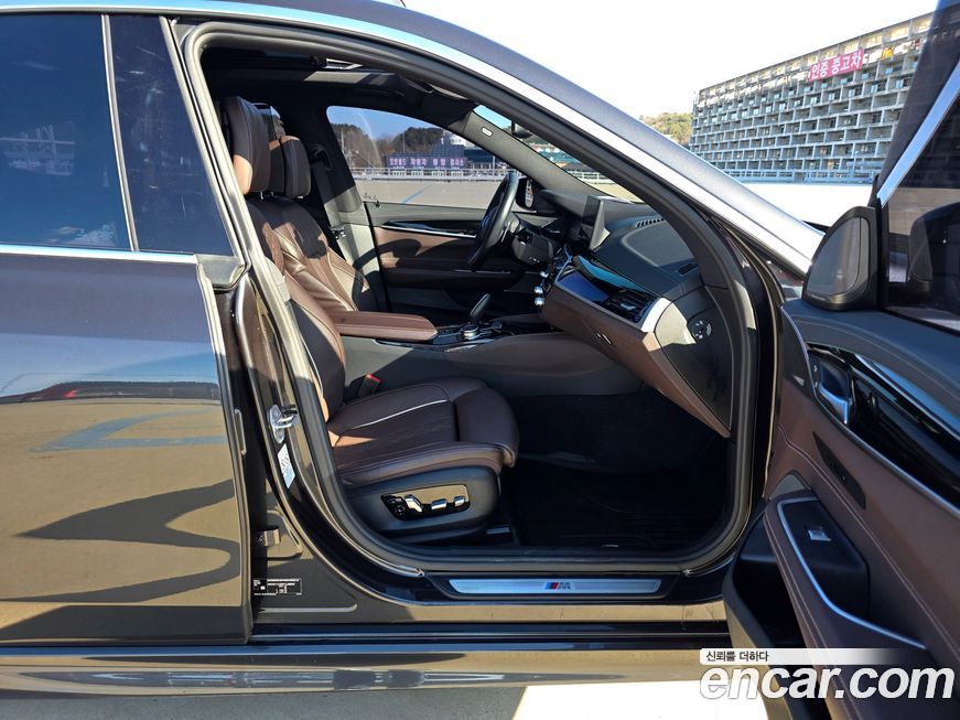 BMW Gran Turismo 2023