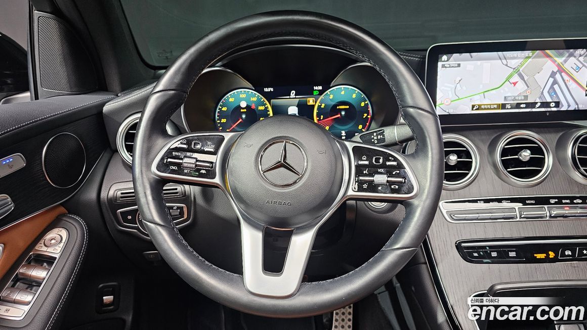 Mercedes-Benz GLC-Class 2022