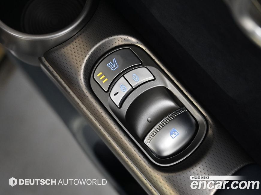 Genesis GV60 2023