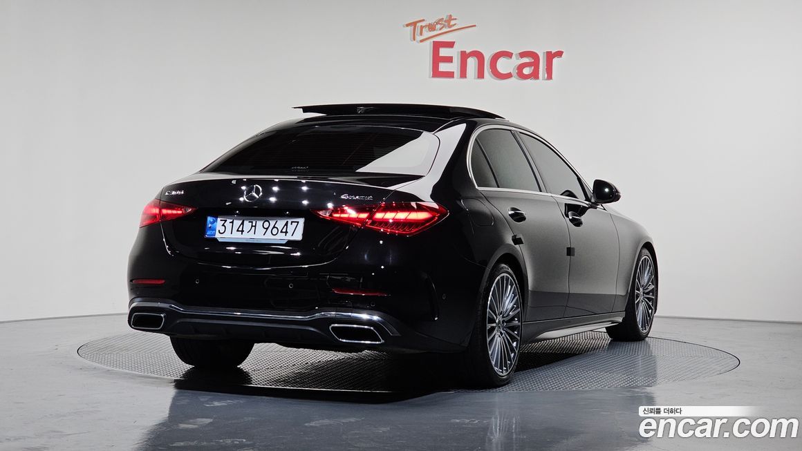 Mercedes-Benz C-Class 2023