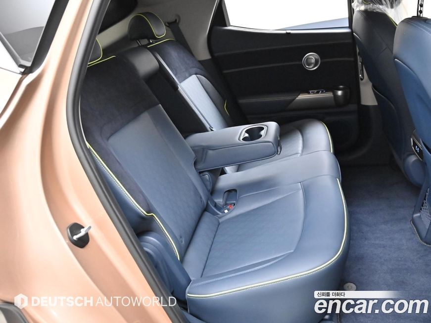 Genesis GV60 2023
