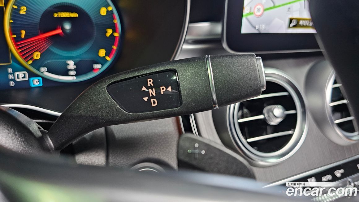 Mercedes-Benz GLC-Class 2022