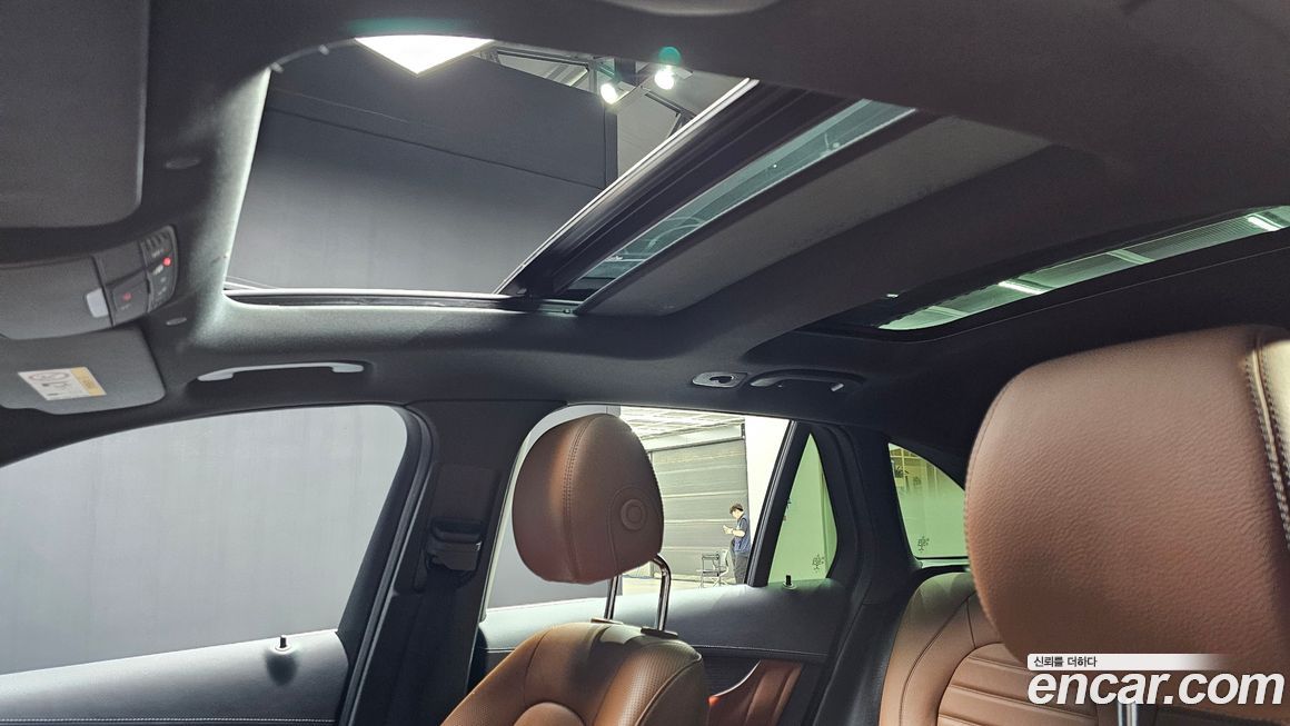 Mercedes-Benz GLC-Class 2022