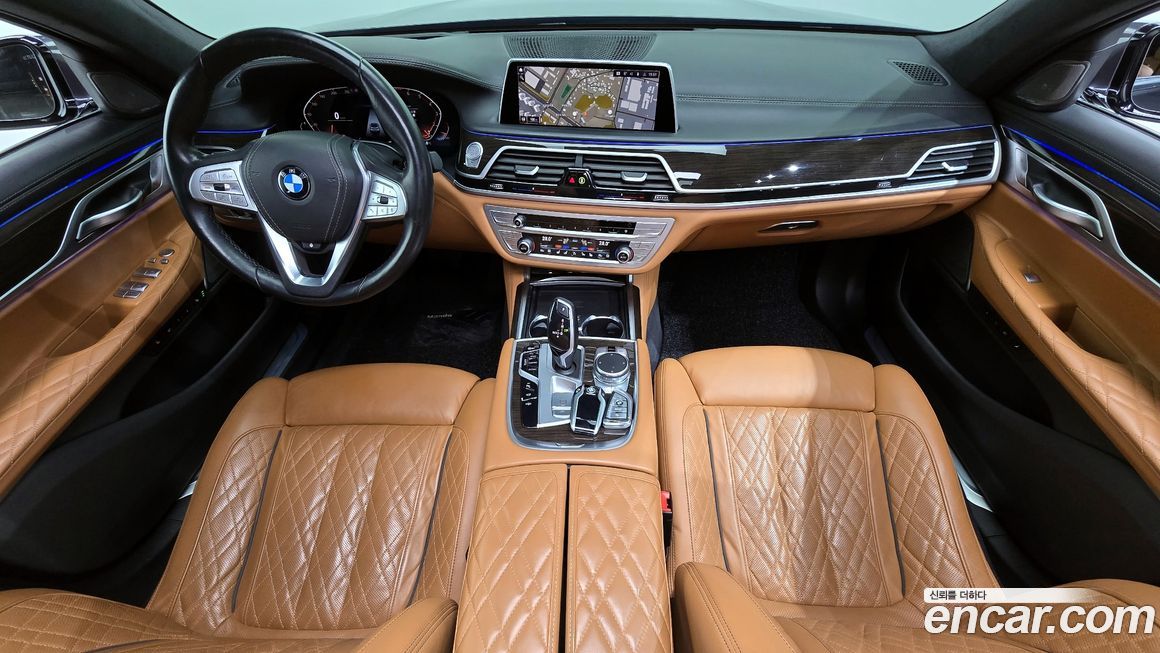 BMW 7-Series 2021