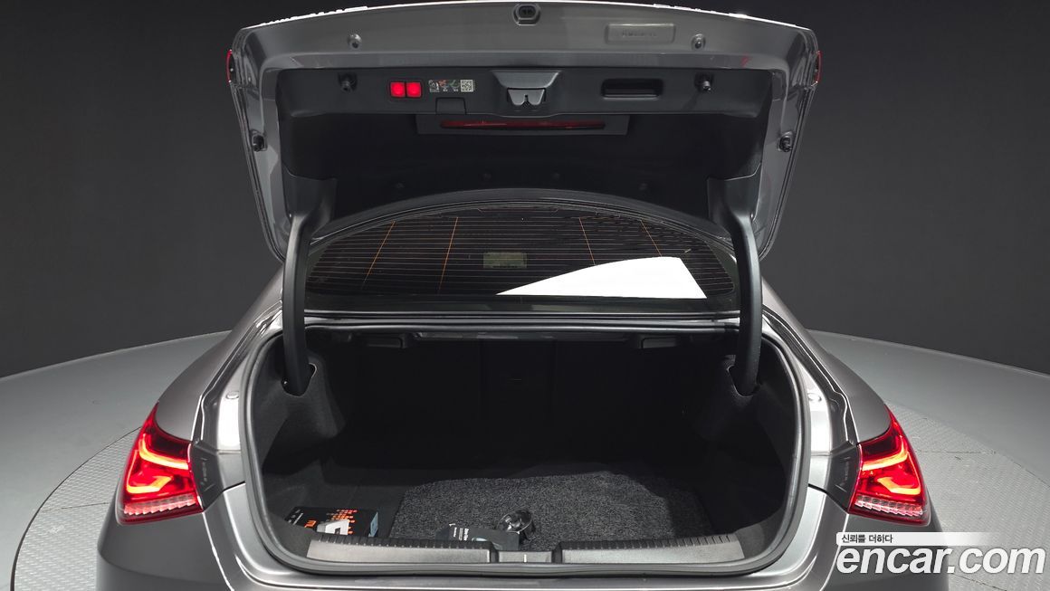 Mercedes-Benz CLA-Class 2023