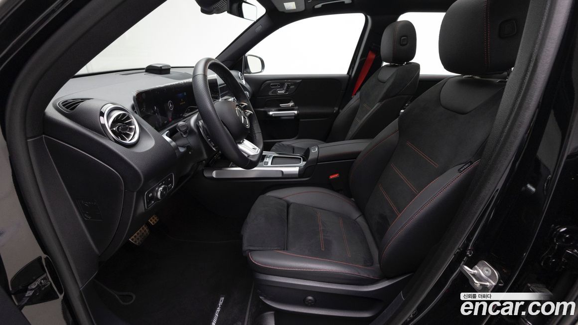 Mercedes-Benz GLB-Class 2025