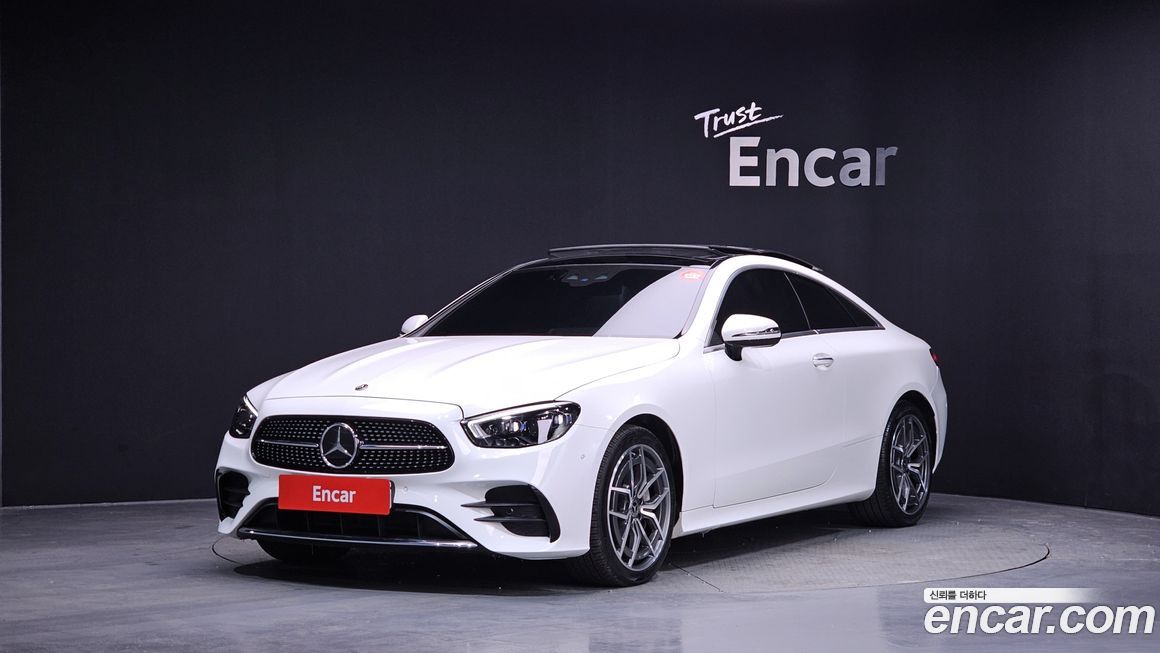 Mercedes-Benz E-Class 2022