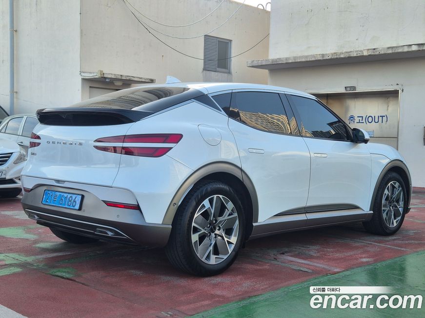 Genesis GV60 2023