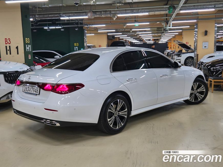 Mercedes-Benz E-Class 2025