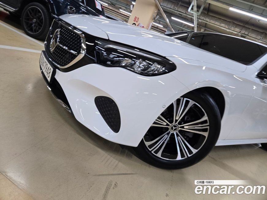 Mercedes-Benz E-Class 2025