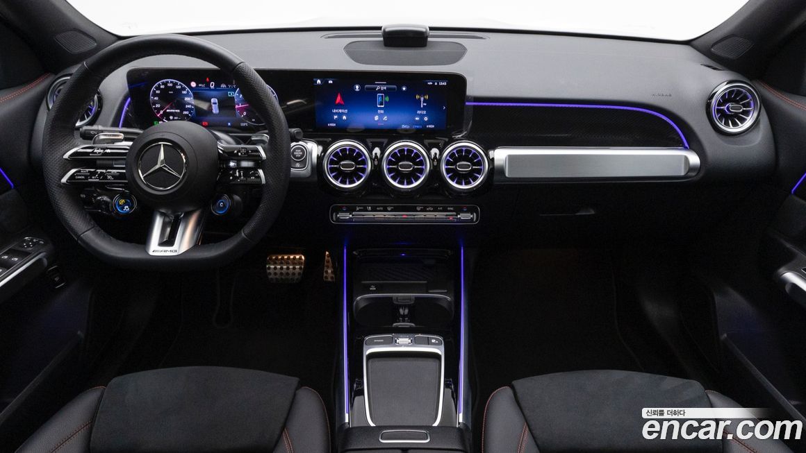 Mercedes-Benz GLB-Class 2025