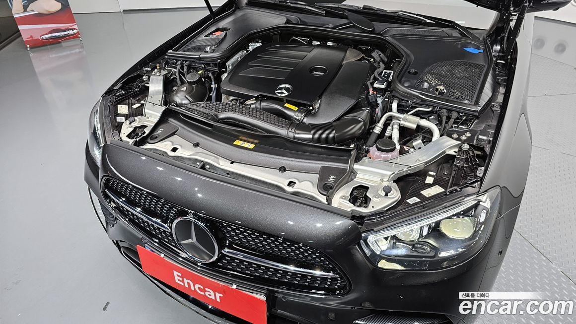 Mercedes-Benz E-Class 2023