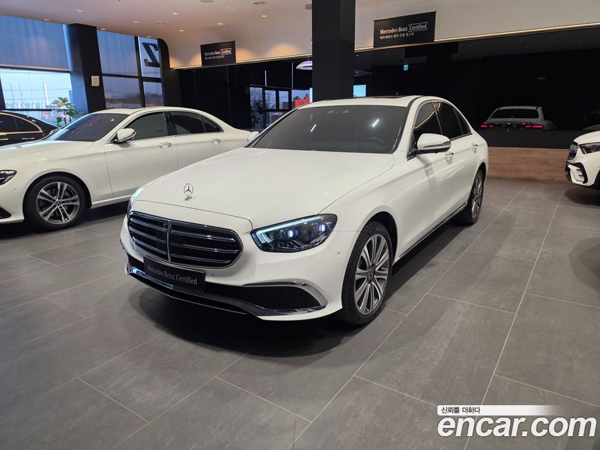 Mercedes-Benz E-Class 2023