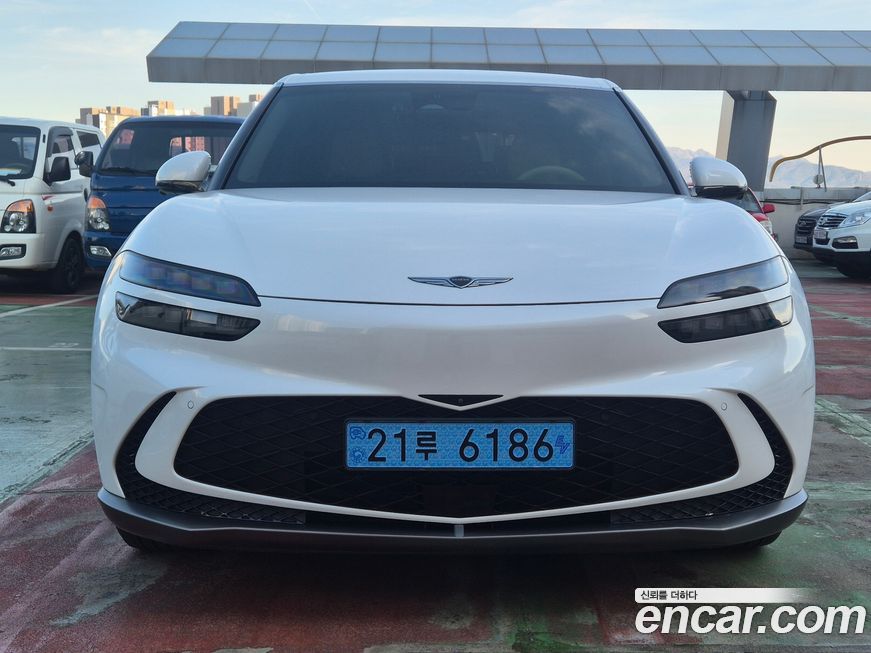 Genesis GV60 2023