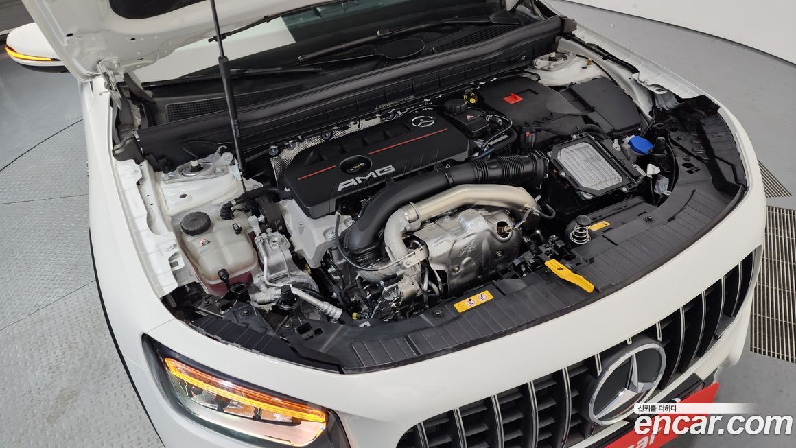 Mercedes-Benz GLB-Class 2025