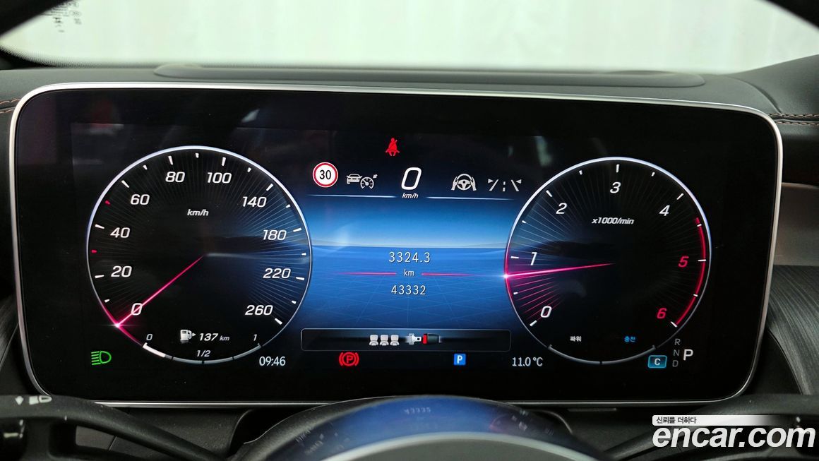 Mercedes-Benz GLC-Class 2024