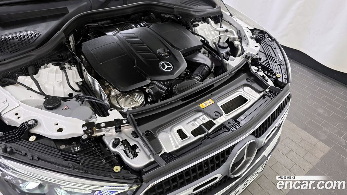 Mercedes-Benz GLC-Class 2024