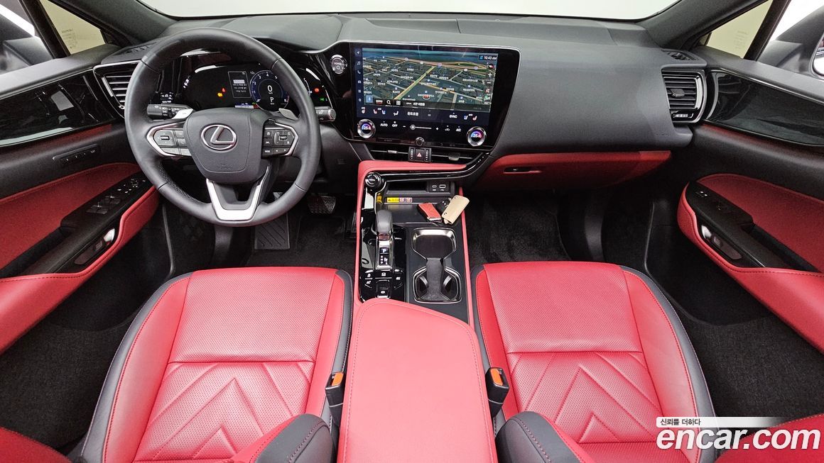 Lexus NX 2025