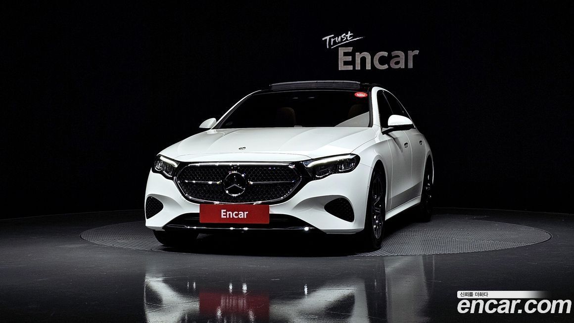 Mercedes-Benz E-Class 2025