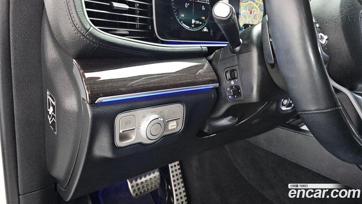 Mercedes-Benz GLE-Class 2021