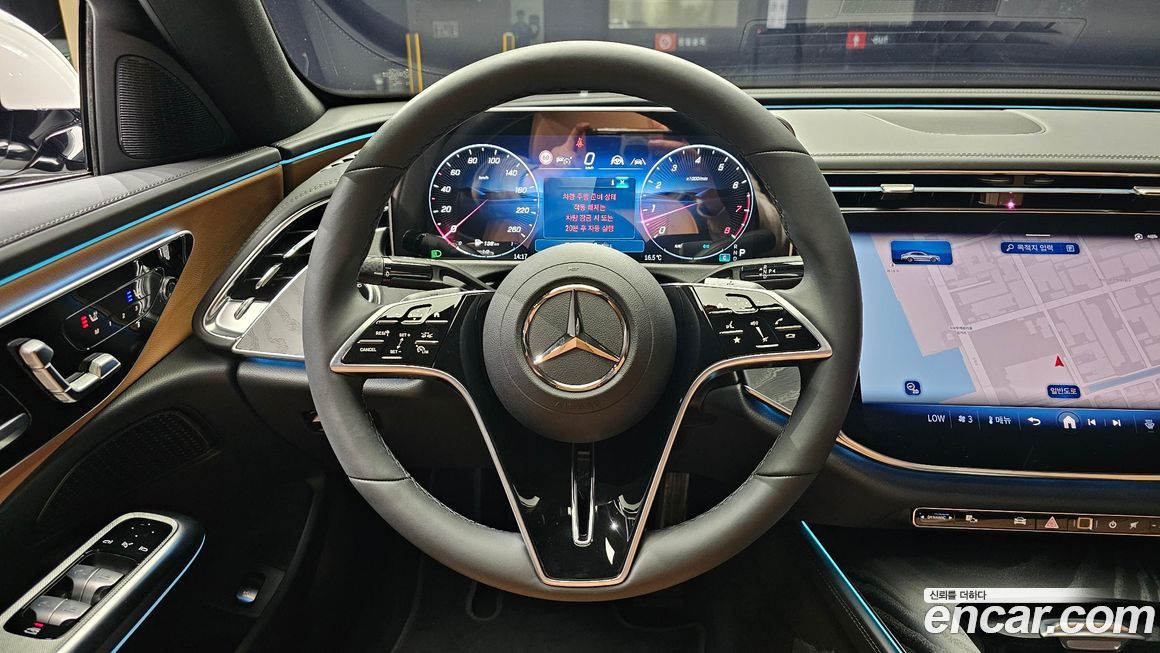 Mercedes-Benz E-Class 2025