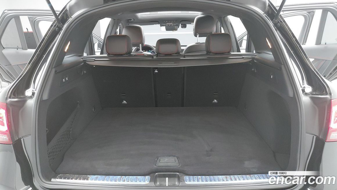 Mercedes-Benz GLC-Class 2022