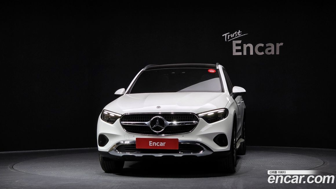 Mercedes-Benz GLC-Class 2024