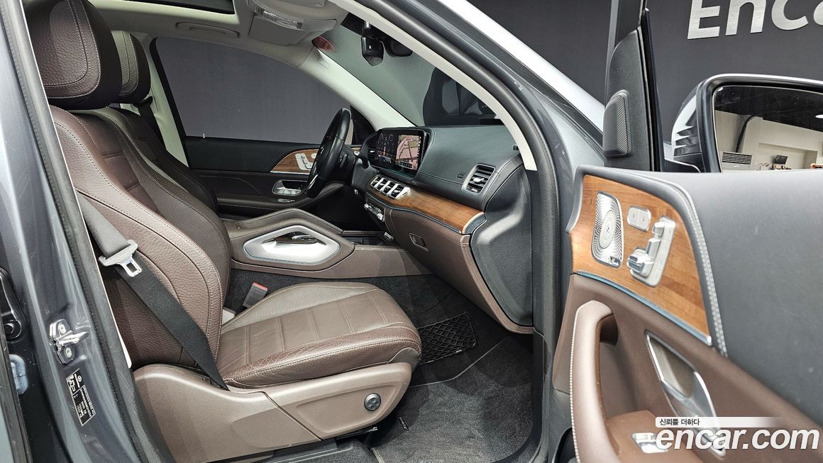 Mercedes-Benz GLE-Class 2021