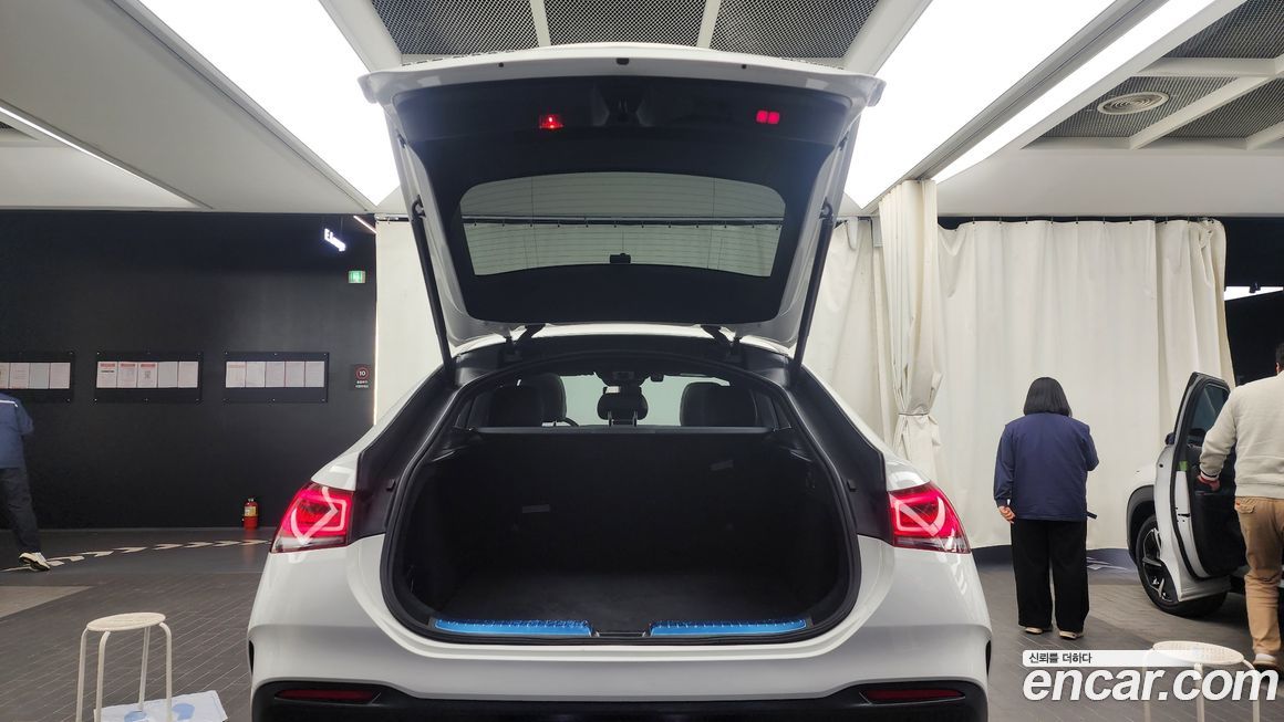 Mercedes-Benz GLE-Class 2021