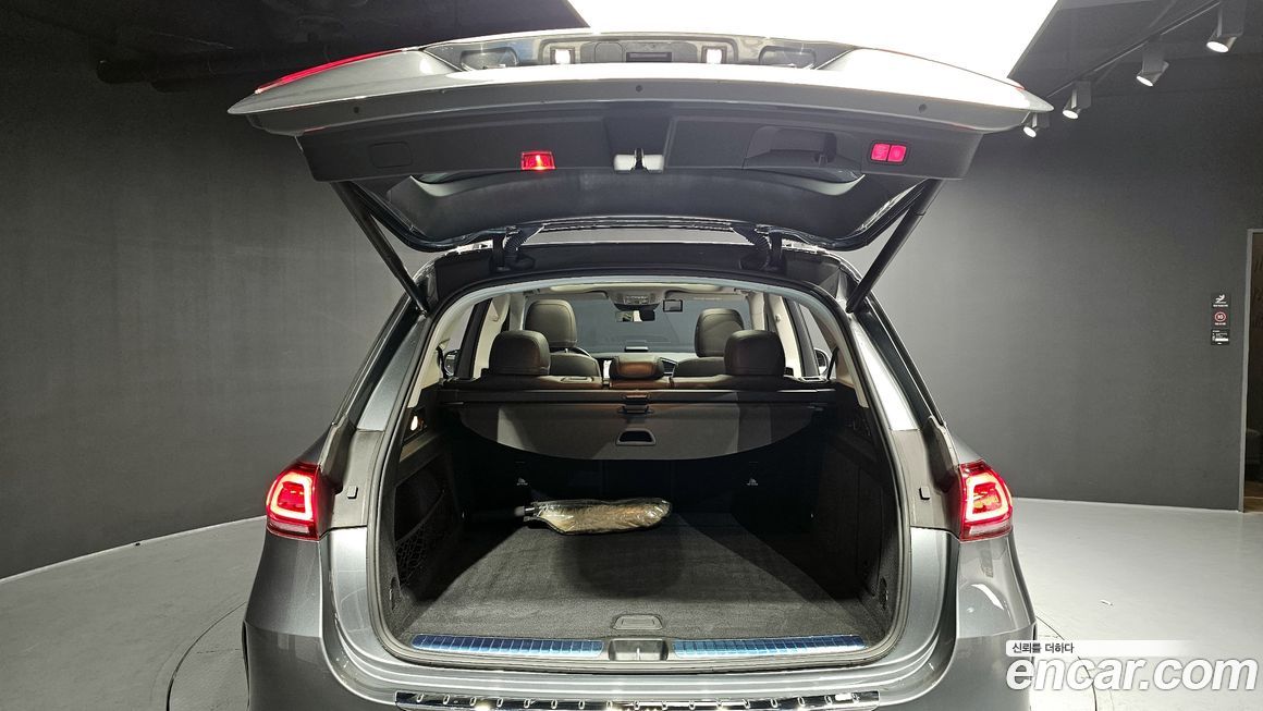 Mercedes-Benz GLE-Class 2021