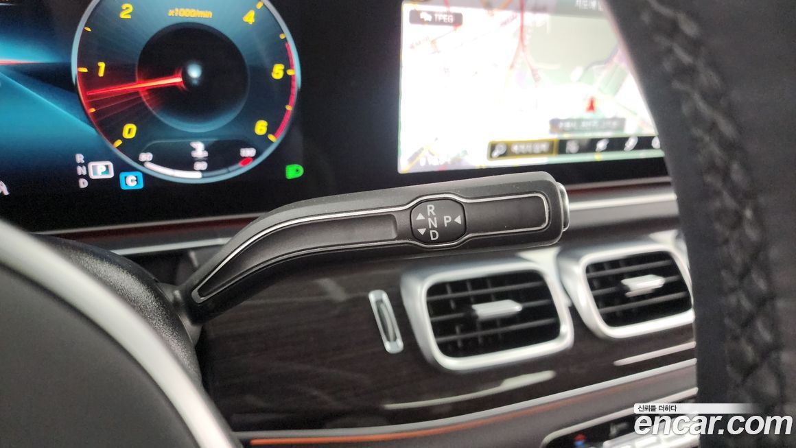 Mercedes-Benz GLE-Class 2021