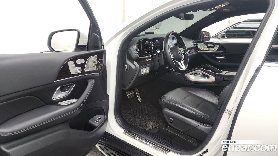 Mercedes-Benz GLE-Class 2021