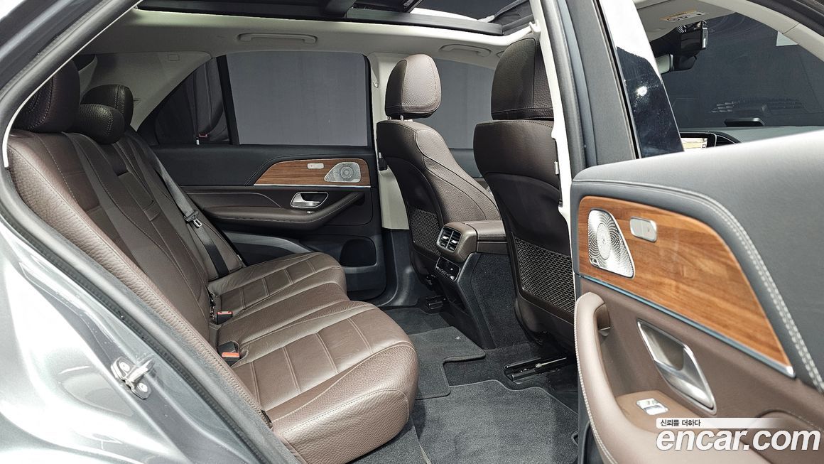 Mercedes-Benz GLE-Class 2021