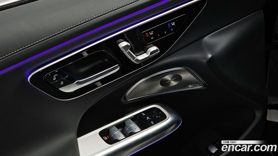 Mercedes-Benz E-Class 2024