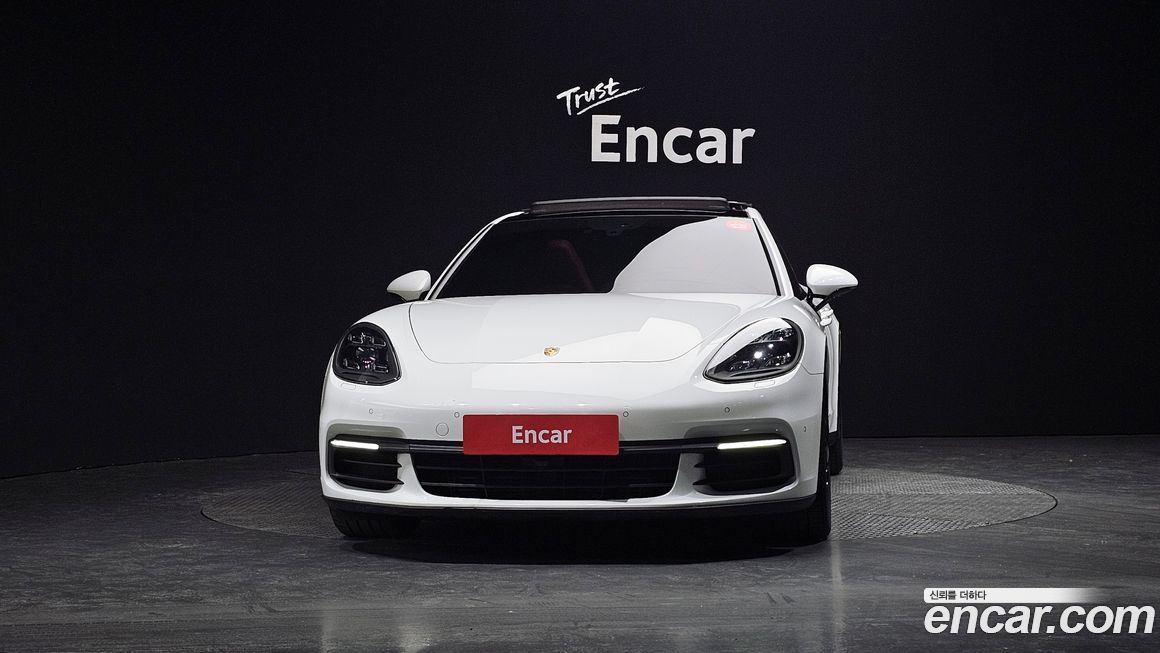 Porsche Panamera 2020